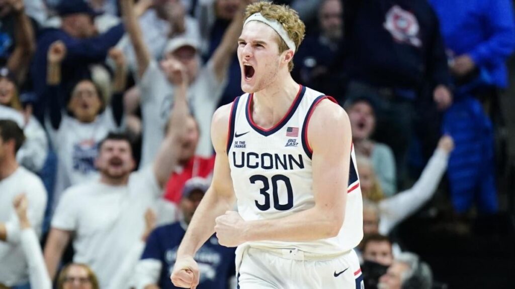 liam mcneeley uconn usatsi