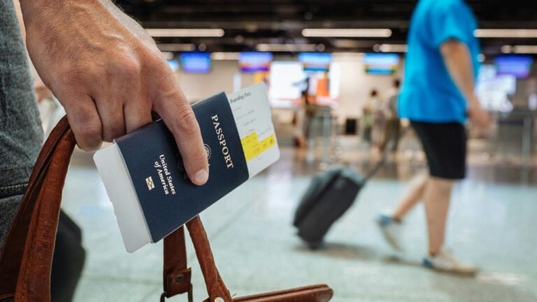 1 how to protect credit cards from airport theft and rfid skimming while traveling