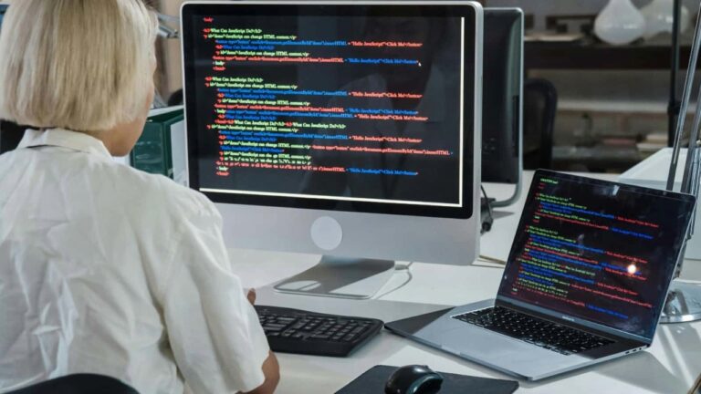 3 fbi warns about new extortion scam targeting sensitive data outro