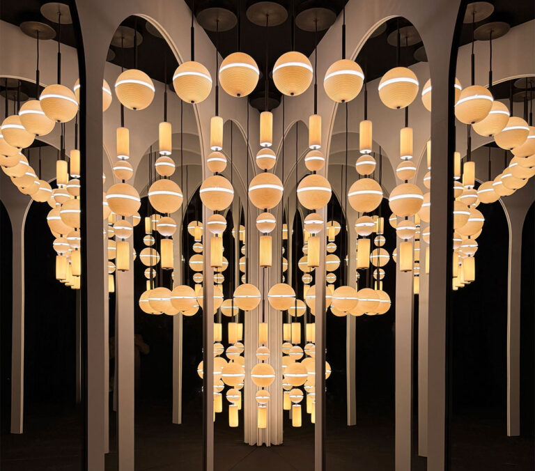 Lladro Lee Broom Cascade 00 Euroluce Installation